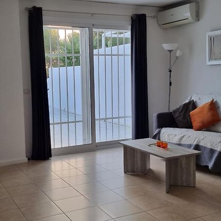 Immaculate And Modern 1 Bedroomed Apartment Dénia Eksteriør billede
